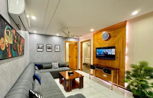 Lahore Apartamento | Lux Haven Stays 2 Bedroom Luxury Apartment Near Gulberg - Ultimate Getaway Experience
