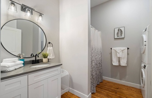 Federal Hill Apartamento | Lux Loft Near Hospital, Schools, Restaurants | 1bd | Garage