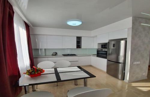 Dzerzhyns'kyi District Apartamento | Lux New Apartment новобудова