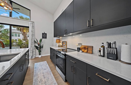 Alta Vista Casa | Lux Pelican's Perch | Heated Pool + Hot Tub + Gym