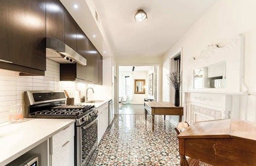 Downtown Cincinnati Apartamento | Lux Penthouse on Washington Park | Rooftop Patio