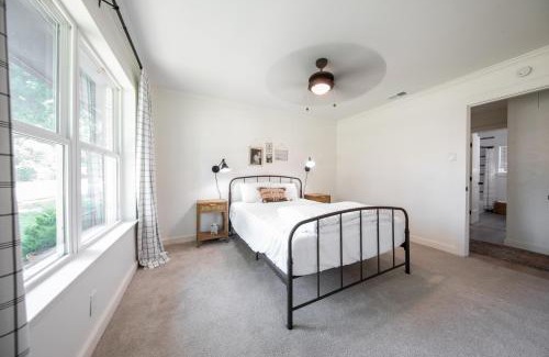 Richardson Casa | LUX ~Pet Friendly Richardson 3 bedroom 1 story Home~