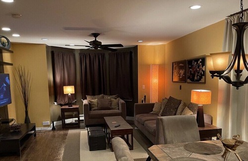 West Philadelphia Apartamento | Lux Philly Family Apartment across The Mann Center