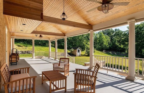 Phoenixville Casa | Lux Retreat with Stunning Views & Ultimate comfort