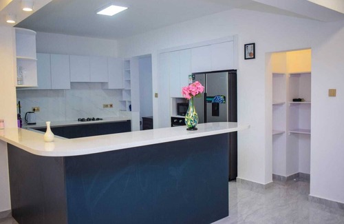 Kilimani Apartamento | Lux Suites Royal Oaks Residency