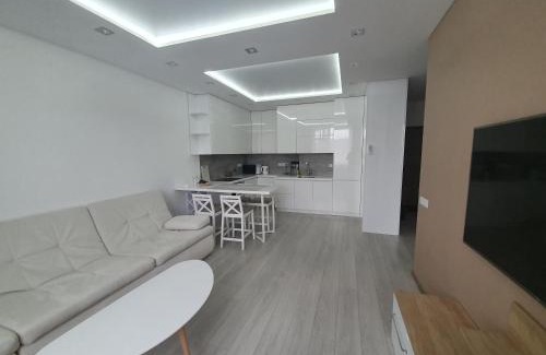 Holosiivskyj Apartamento | LuxApartment