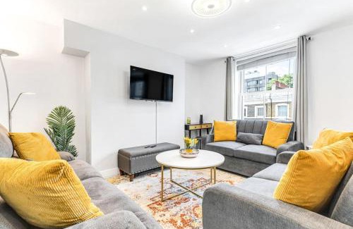 Kensington Apartamento | LUXaway 2BR Kensington with AC - Sleeps up to 11