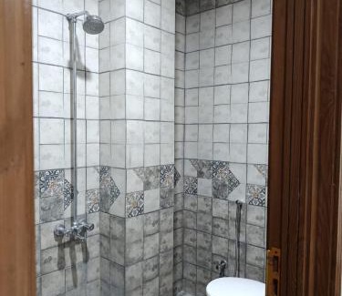 Hassan Abdal Apartamento | Luxe 1 Bedroom Apartment in Doha emporium B-17, Margalla views