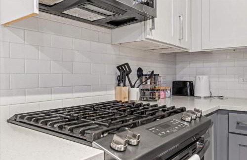 Charlotte Apartamento | Luxe 1BR Suite Waverly Charlotte
