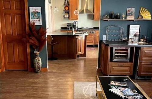 Tomah Apartamento | Luxe 2 Bedroom! New Hot Tub!