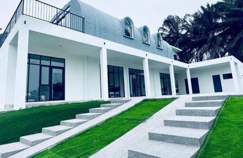 Alor Gajah Villa | Luxe 2025 Banseng Court