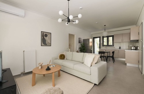Marousi Apartamento | Luxe 2BR Living in Marousi