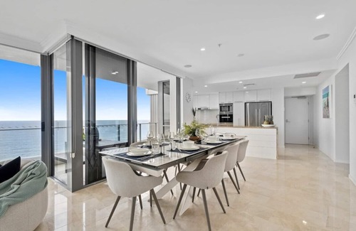 Broadbeach Apartamento | Luxe 3 Bd Beachfront Broadbeach, Pool,Gym,Sauna