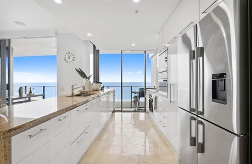 Broadbeach Apartamento | Luxe 3 Bd Beachfront Broadbeach, Pool,Gym,Sauna