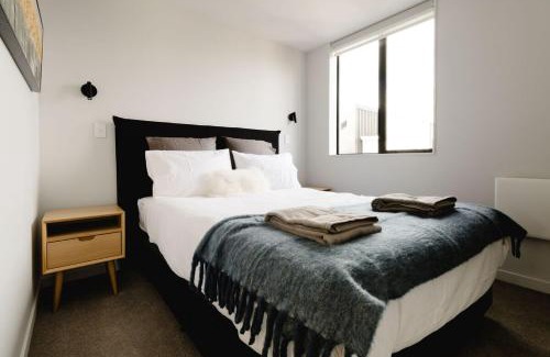 Wellington Apartamento | Luxe 3BR, 2Bath Townhouse w Private Garage in CBD