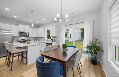 Durham Casa | Luxe 3BR Near Duke, DPAC, NCCU & Downtown Durham with Free Parking and Fast WiFi