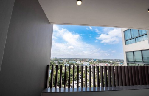 North Ridge Apartamento | Luxe Apartment in Accra