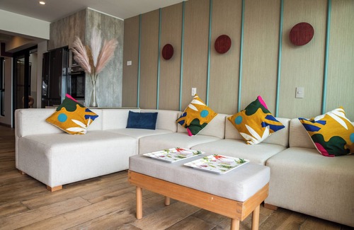 Punta Hermosa Apartamento | Luxe Apartment professionally decorated Punta Hermosa