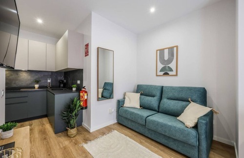 Las Acacias Apartamento | Luxe apartments Madrid Rio by RentitUP