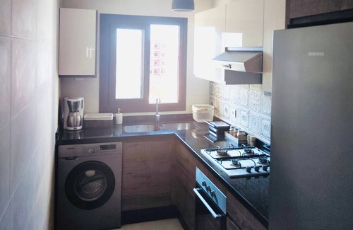 Marina Smir Apartamento | Luxe Appartement in Marina Smir, Loopafstand van Kabila Beach, Wifi en Airco!