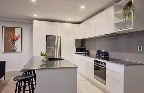 Auckland Central Business District Apartamento | Luxe Apt w Harbour-Sunset Views -Parking