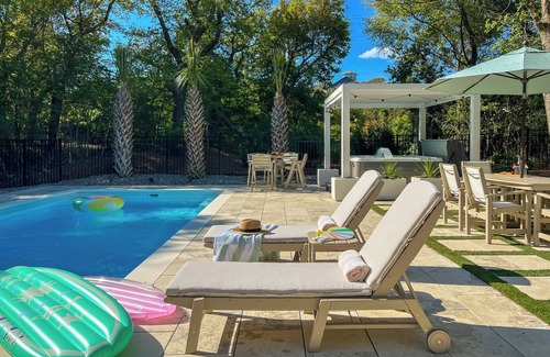 Emerald Isle Casa | LUXE Oceanside Retreat | Pool~Spa~Golf Cart~Beach