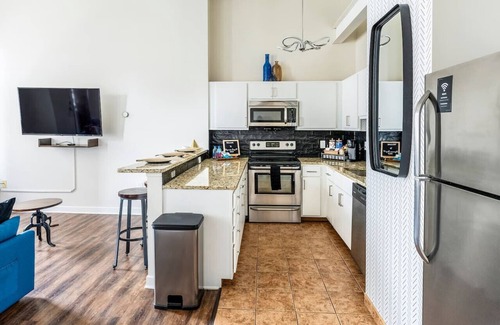 Mile Square Apartamento | Luxe Condo Near Convention Center & Downtown Indy