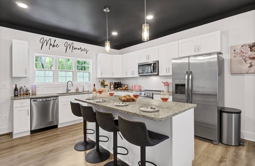 Mount Airy Casa | Luxe Cottage; Stroll to Main St, Hot Tub, Games, FirePit, CornHole, Fenced Yard