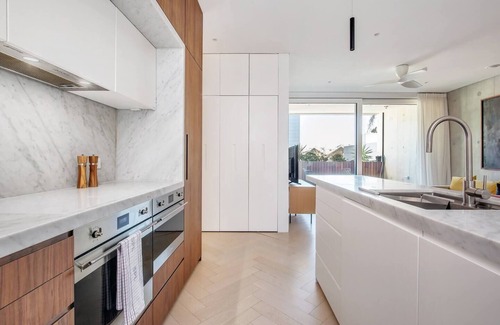 Alexandria Apartamento | Luxe Eco Suite in Australias Greenest Building