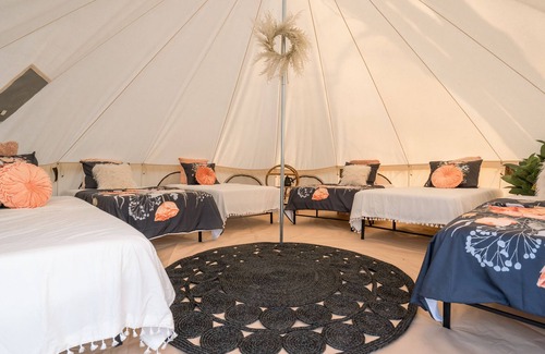 Kansas City Alquiler De RV | Luxe Glamping Suite Sleeps Six /Perfect For Groups