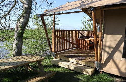 Wommels Otro | Luxe glamping tenten aan het water