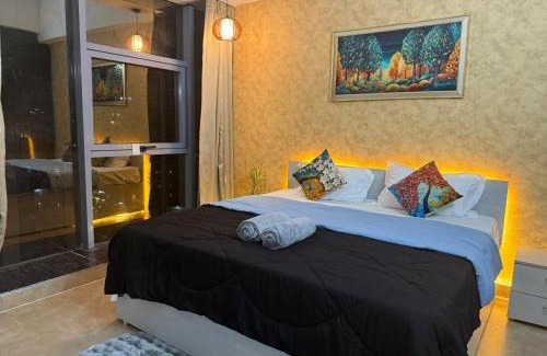 Noida Apartamento | Luxe Haven - A luxury retreat