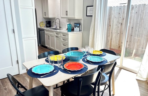 Santa Maria Casa | Luxe Hideaway: Private Patio, BBQ, Wineries, 20 min to Beaches, King bed