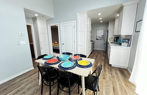 Santa Maria Casa | Luxe Hideaway: Private Patio, BBQ, Wineries, 20 min to Beaches, King bed