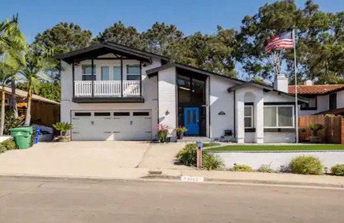 University City Casa | Luxe Home For Your Family