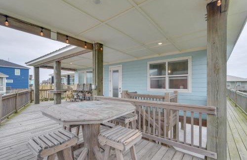 Crystal Beach Casa | Luxe Home with Deck in Crystal Beach!