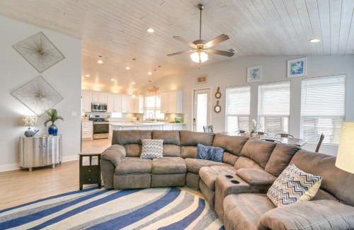 Crystal Beach Casa | Luxe Home with Deck in Crystal Beach!