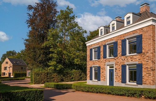 Maastricht Cabaña | Luxe house with kids facilities - 6 bedrooms / 3 bathrooms