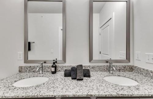Hayes Apartamento | Luxe King 2BR Suite Mins to Downtown Durham