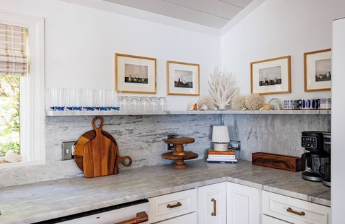 Harwich Casa | Luxe Lakefront Retreat ★ Sauna ★ Media Rm ★ Kayaks ★ Bikes ★ Steps to Bike-Path★