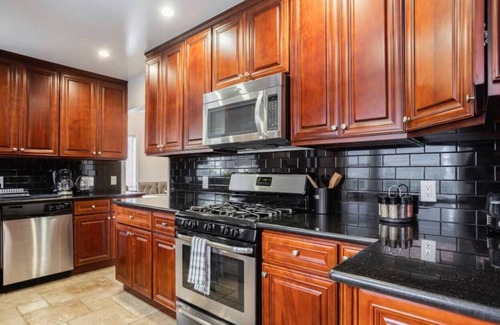 Old Town Casa | Luxe Monthly Rental in Torrance near Beaches
