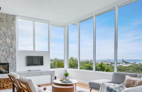 Kingscliff Casa | Luxe Paradise with sweeping Ocean Views & Pool