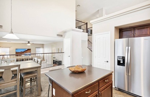 Avondale Casa | Luxe Private Avondale Getaway w/ Pool Near Phoenix
