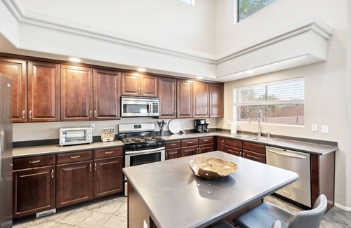 Avondale Casa | Luxe Private Avondale Getaway w/ Pool Near Phoenix