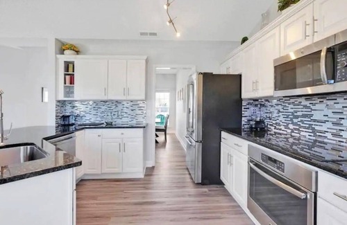 Ogden Casa | Luxe Private Beach Getaway Minutes to the Ocean!