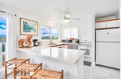 Lihue Apartamento | Luxe Private Cliffside Oasis at Kalapaki Beach!