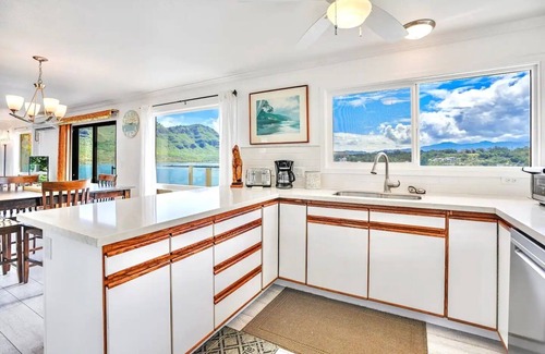 Lihue Apartamento | Luxe Private Cliffside Oasis at Kalapaki Beach!