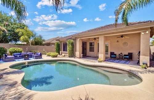 Mesa Casa | Luxe Private Poolside Oasis in the Heart of Mesa!
