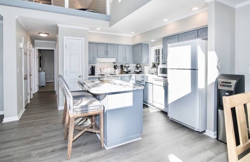 Terrell Casa | Luxe Private Waterfront Getaway on Lake Norman!