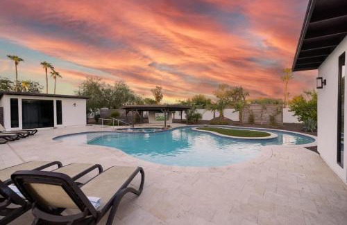 Paradise Valley Village Casa | Luxe Resort Retreat